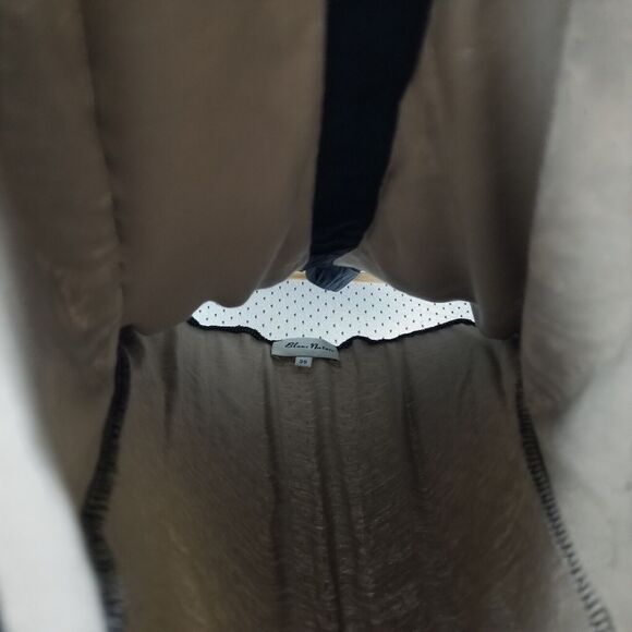 Blanc Nature Vintage Y2K Embroidered Goth Mesh Shirt Size 38 (Cigarette Odor) - Picture 12 of 14